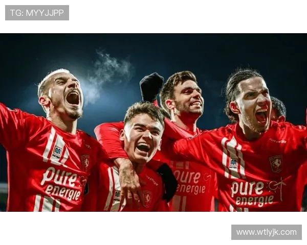 乌德勒与特温特的激烈对决揭示荷甲联赛新格局与球队未来发展潜力