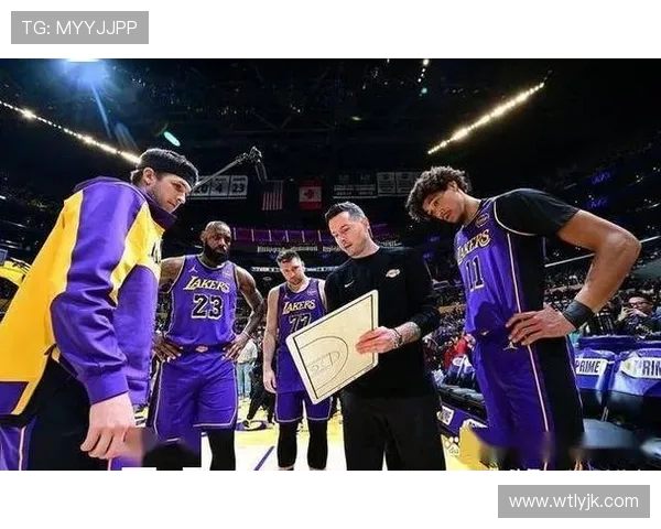 勇士与凯尔特人激战正酣NBA季后赛精彩对决引发球迷热议