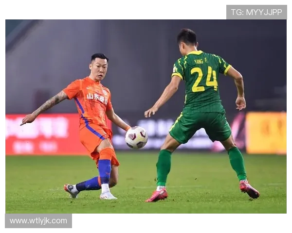 山东女子足球队迎战长春队全力争胜展现风采