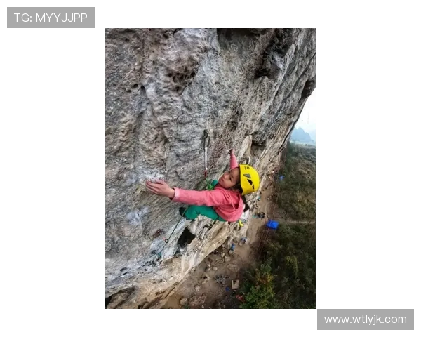 西安攀岩队区域防守策略解析与攀岩热点探讨 西安攀岩队区域防守策略解析与攀岩热点探讨